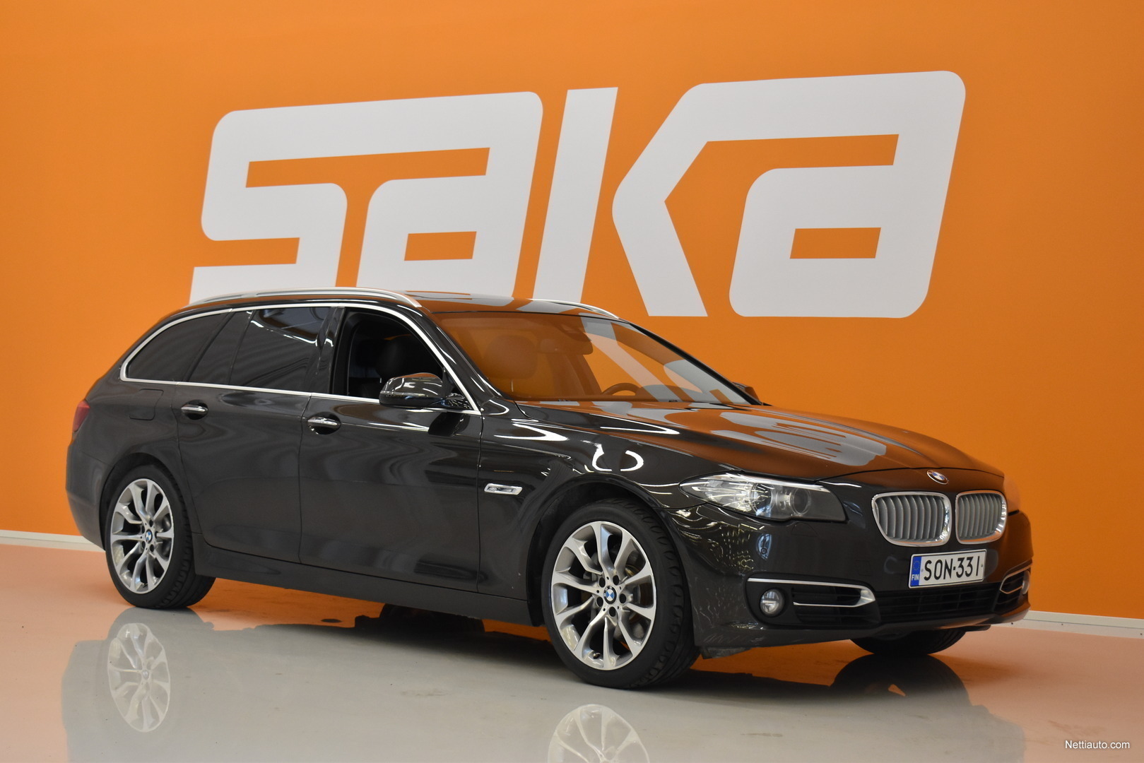 BMW 530 F11 Touring 530d TwinPower Turbo A XDrive Business Automatic