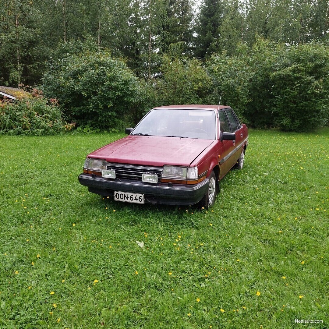 Toyota Carina II Porrasperä 1985 Vaihtoauto Nettiauto