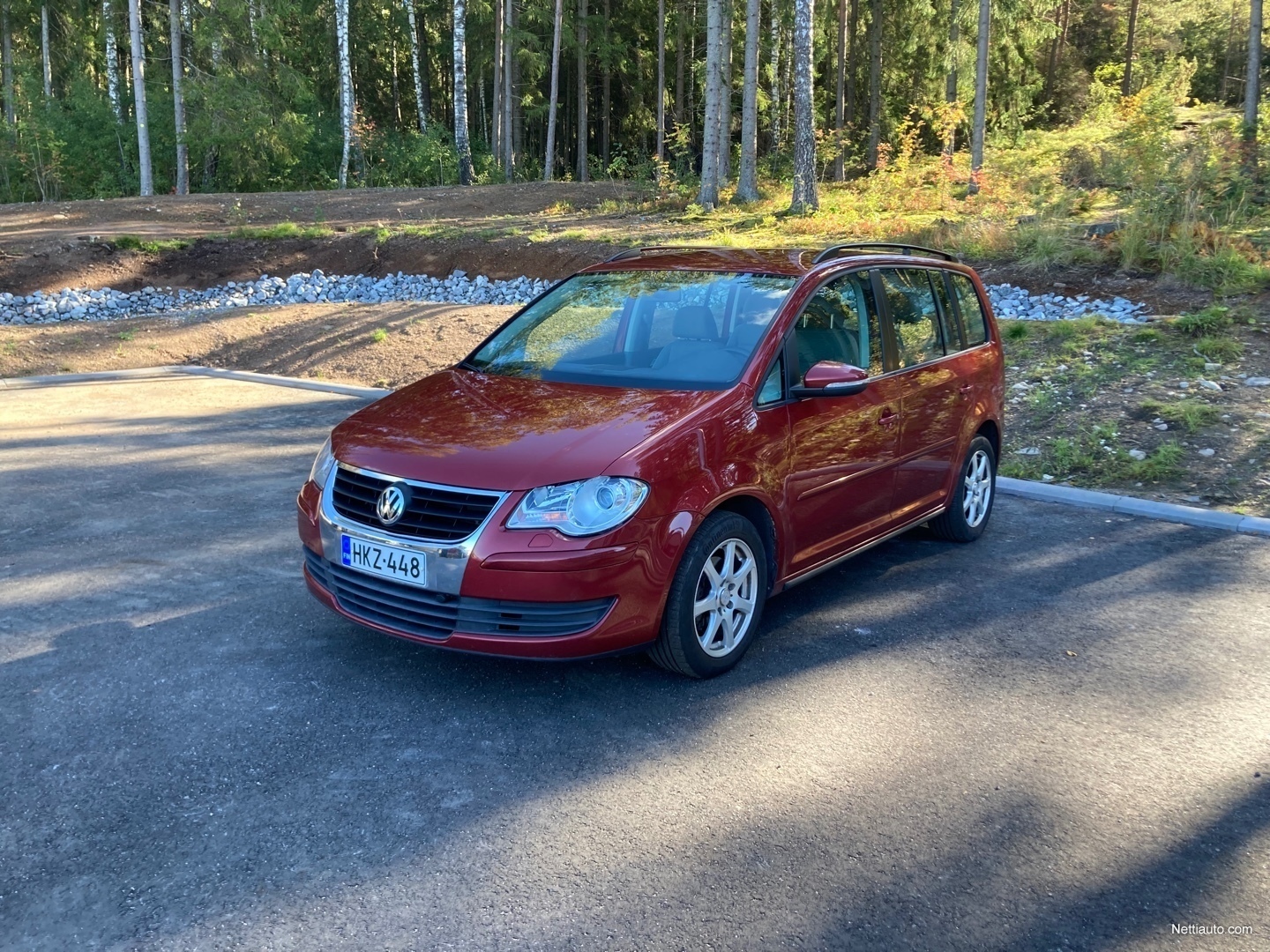 Volkswagen Touran 1 4 TSI 103 KW 140 Hv Trendline Tila Auto 2009