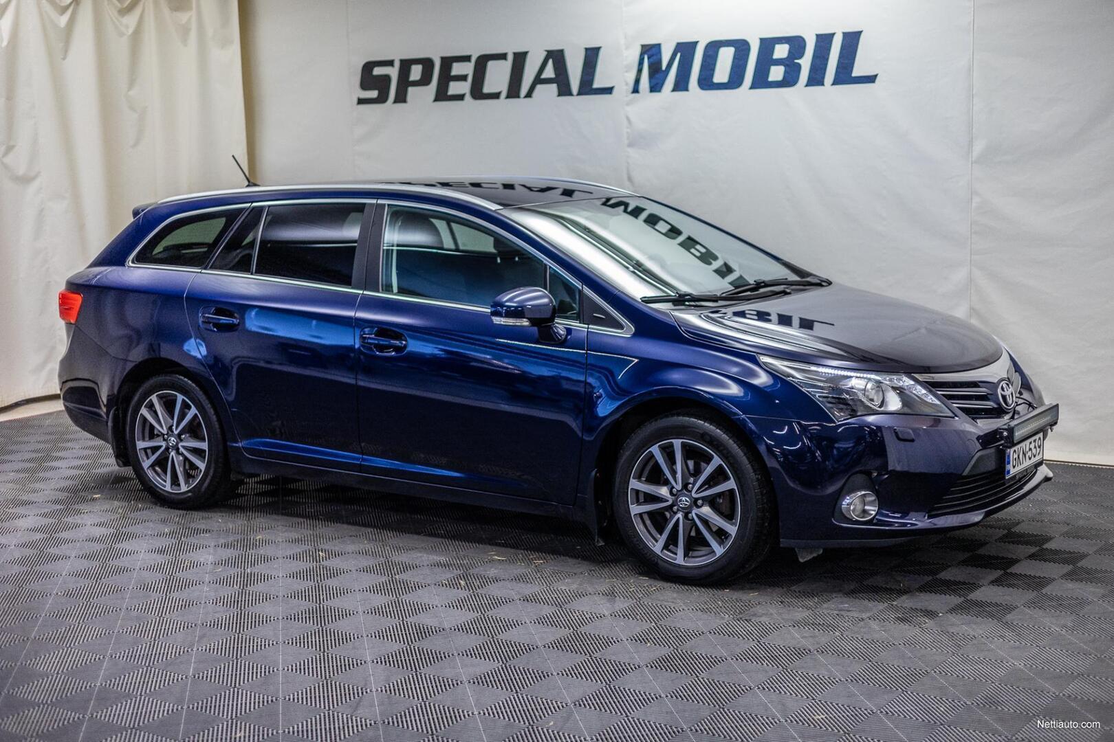 Toyota Avensis Valvematic Linea Sol Wagon Multidrive S Navi Bi