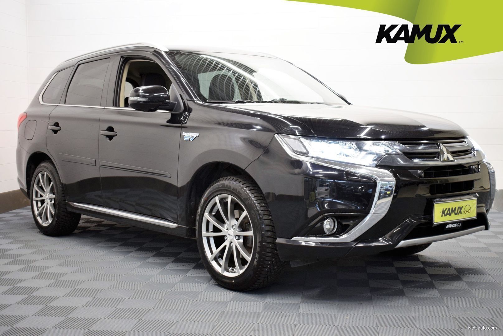 Mitsubishi Outlander Phev Instyle Navi Wd P Nahat Rockford