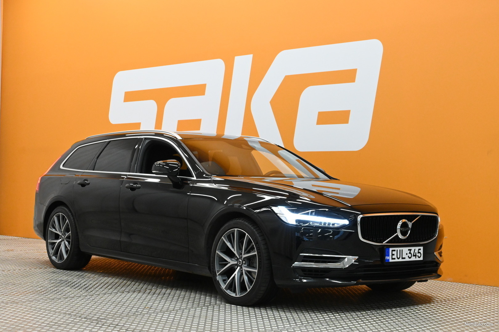 Volvo V T Awd Momentum Aut Webasto Pilot Assist Adapt Vakkari