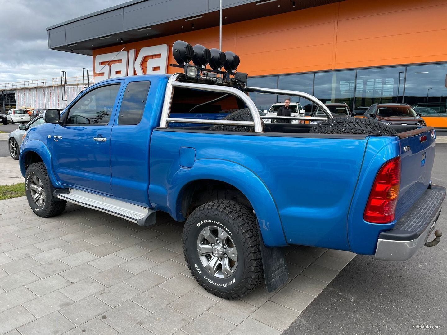 Toyota Hilux Pickup Extra Cab D Juuri Tullut Korotettu