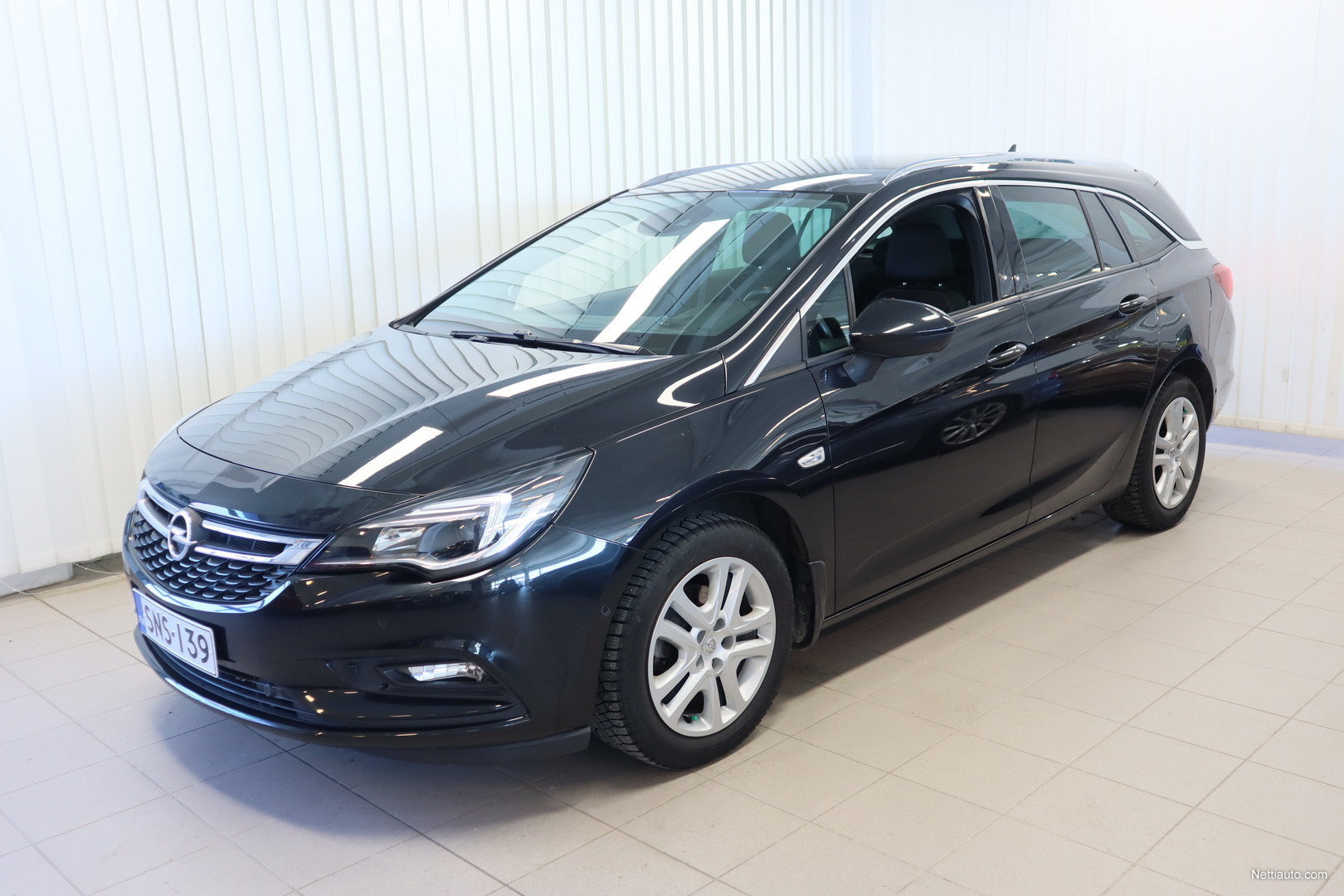 Opel Astra Sports Tourer Innovation Turbo Start Stop Kw At