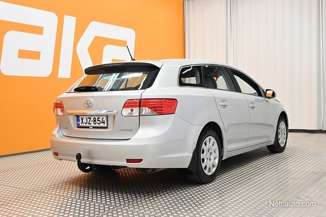 Toyota Avensis 1 8 Valvematic Linea Sol Wagon Multidrive S Suomi