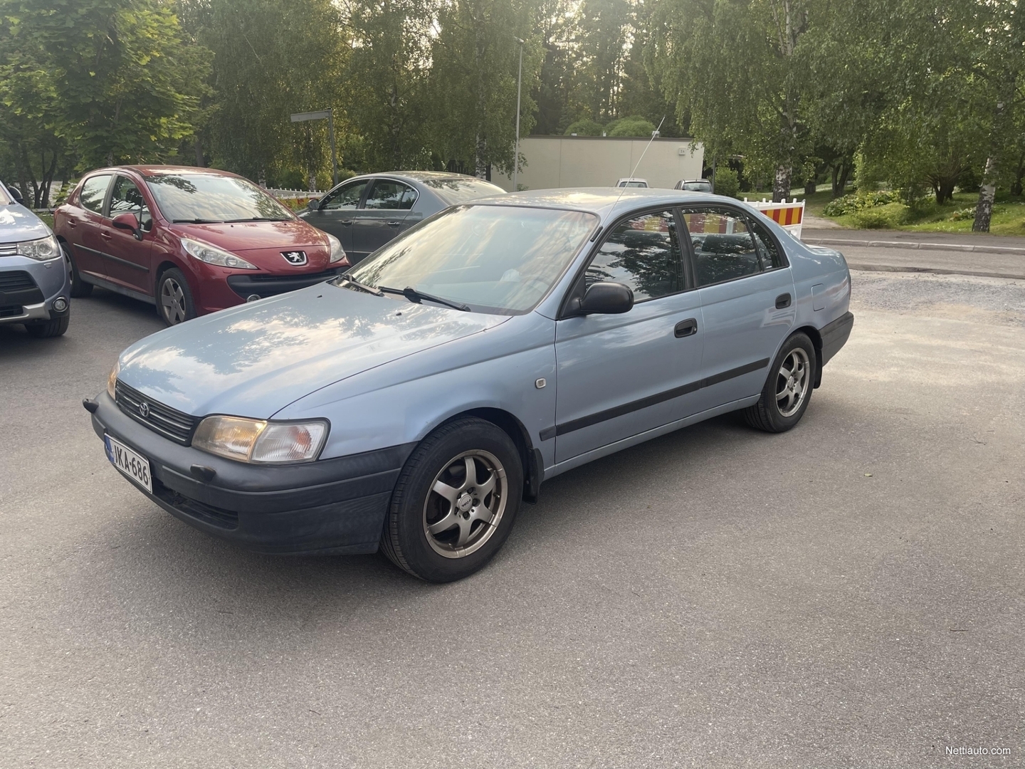 Toyota Carina E 1 6XLI Porrasperä 1993 Vaihtoauto Nettiauto