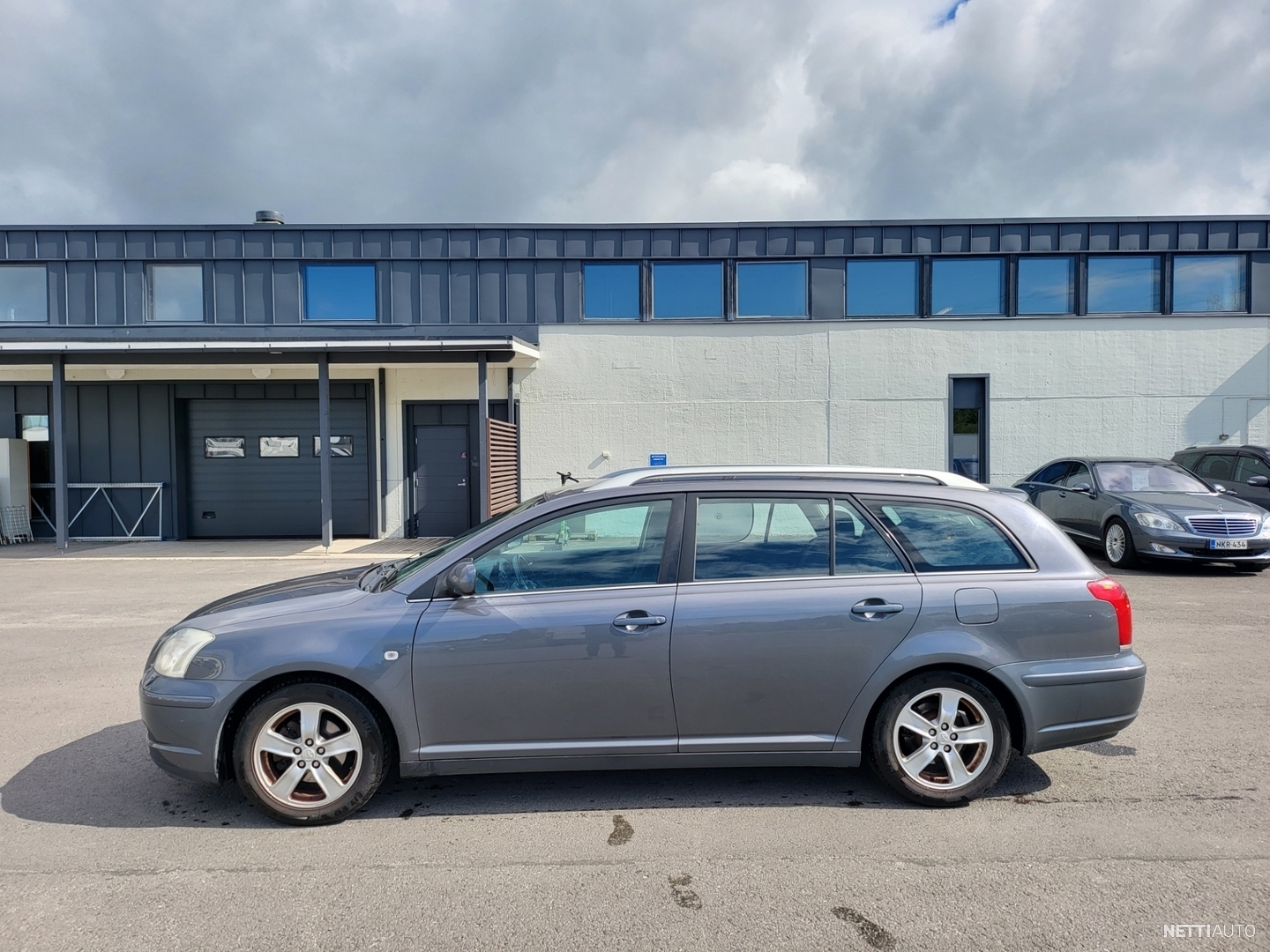 Toyota Avensis Vvt I Wagon Linea Terra Siisti Luotettava Farkku