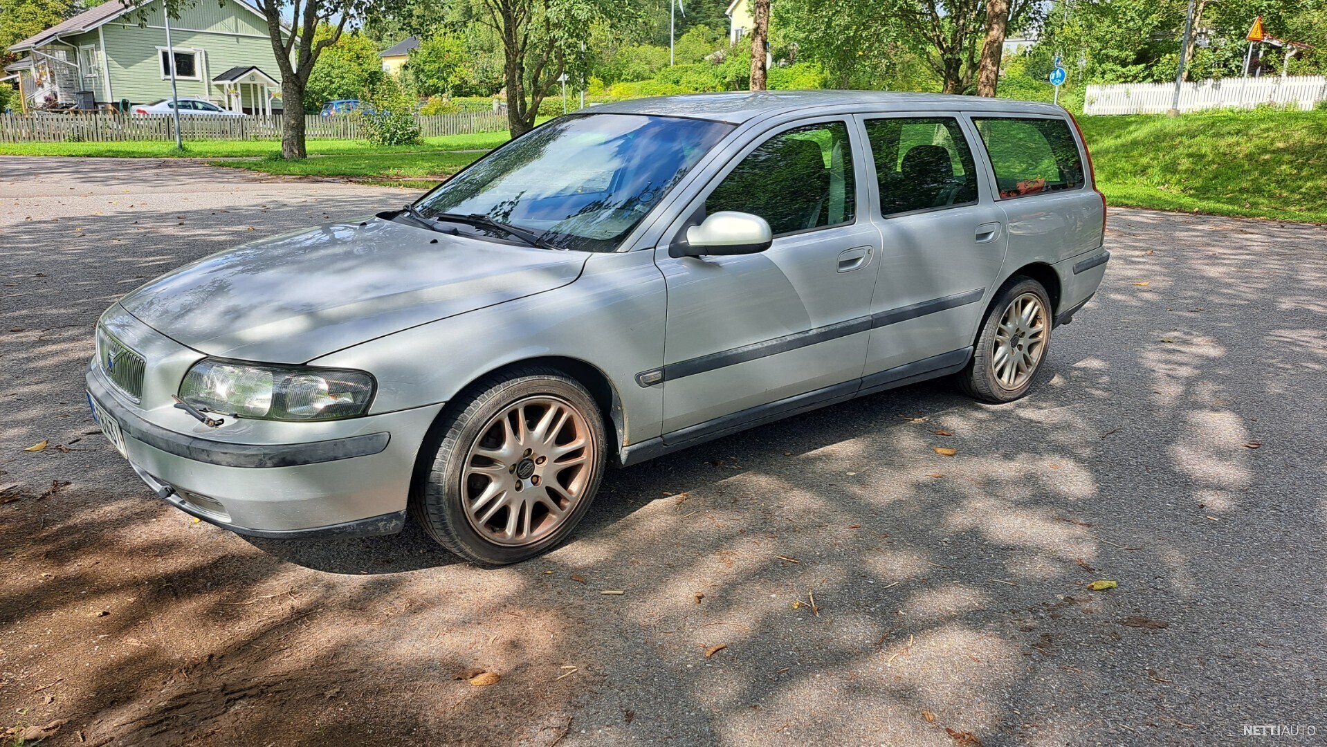 Volvo V70 2 4 Sportswagon 103 A 05 Business Farmari 2002 Vaihtoauto