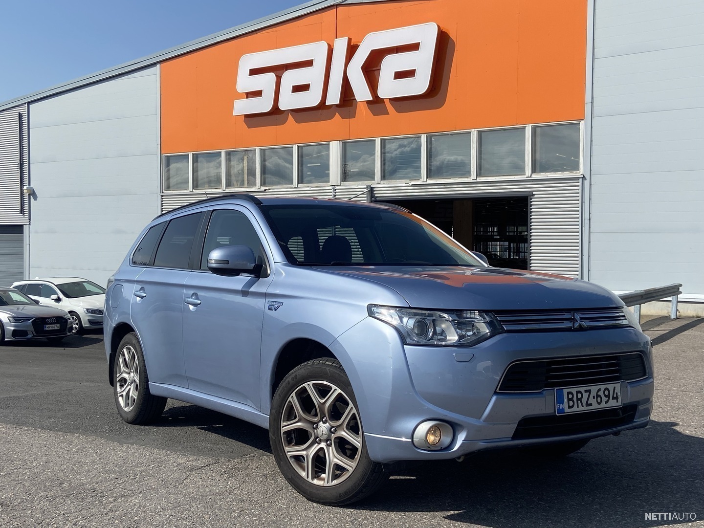 Mitsubishi Outlander Phev Instyle Navi Wd P Suomi Auto Adapt