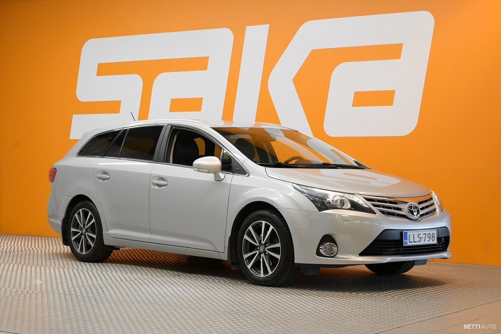 Toyota Avensis 2 0 Valvematic Linea Sol Plus Wagon Multidrive S