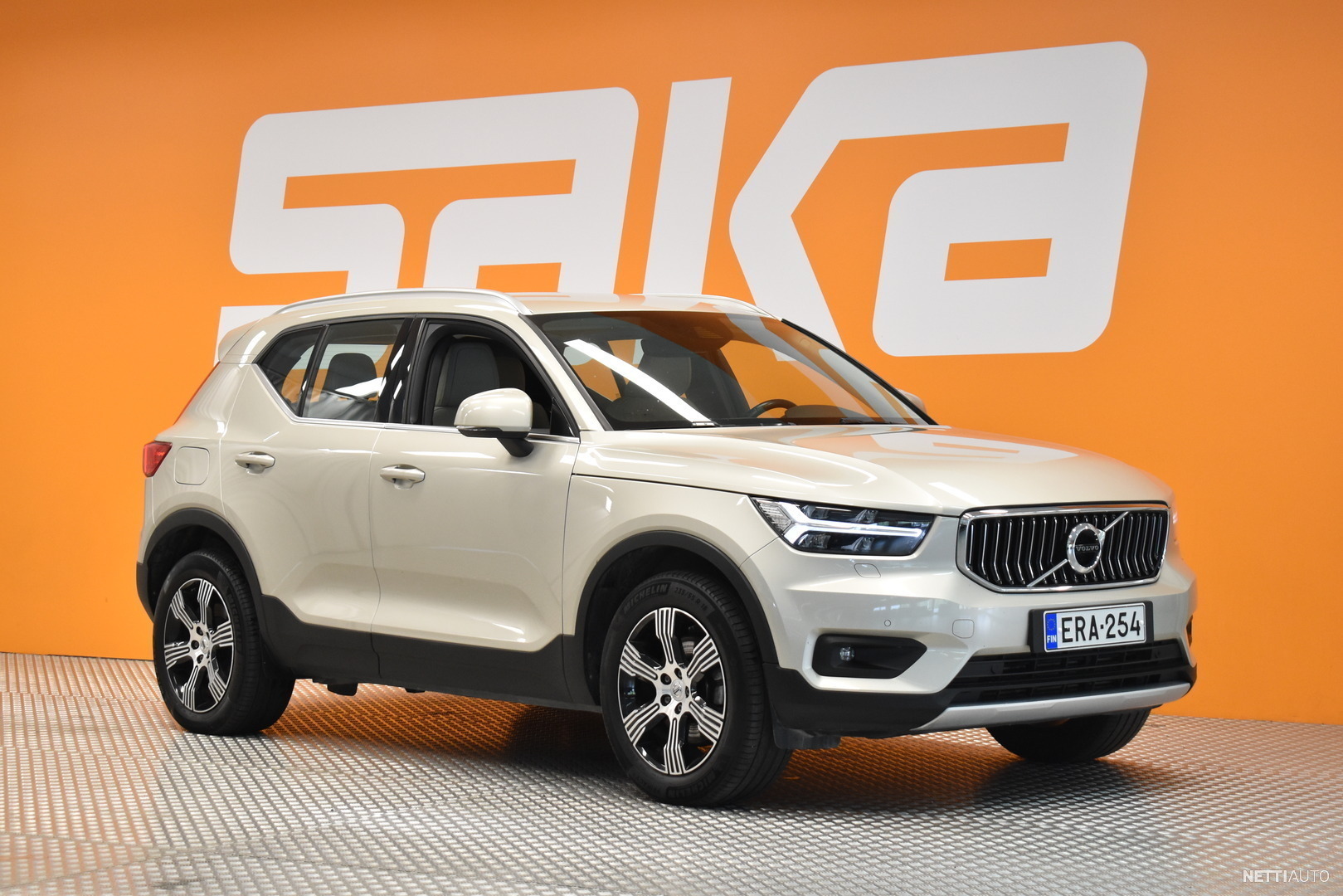 Volvo XC40 D4 AWD Business Inscription Aut 1om Suomi Webasto