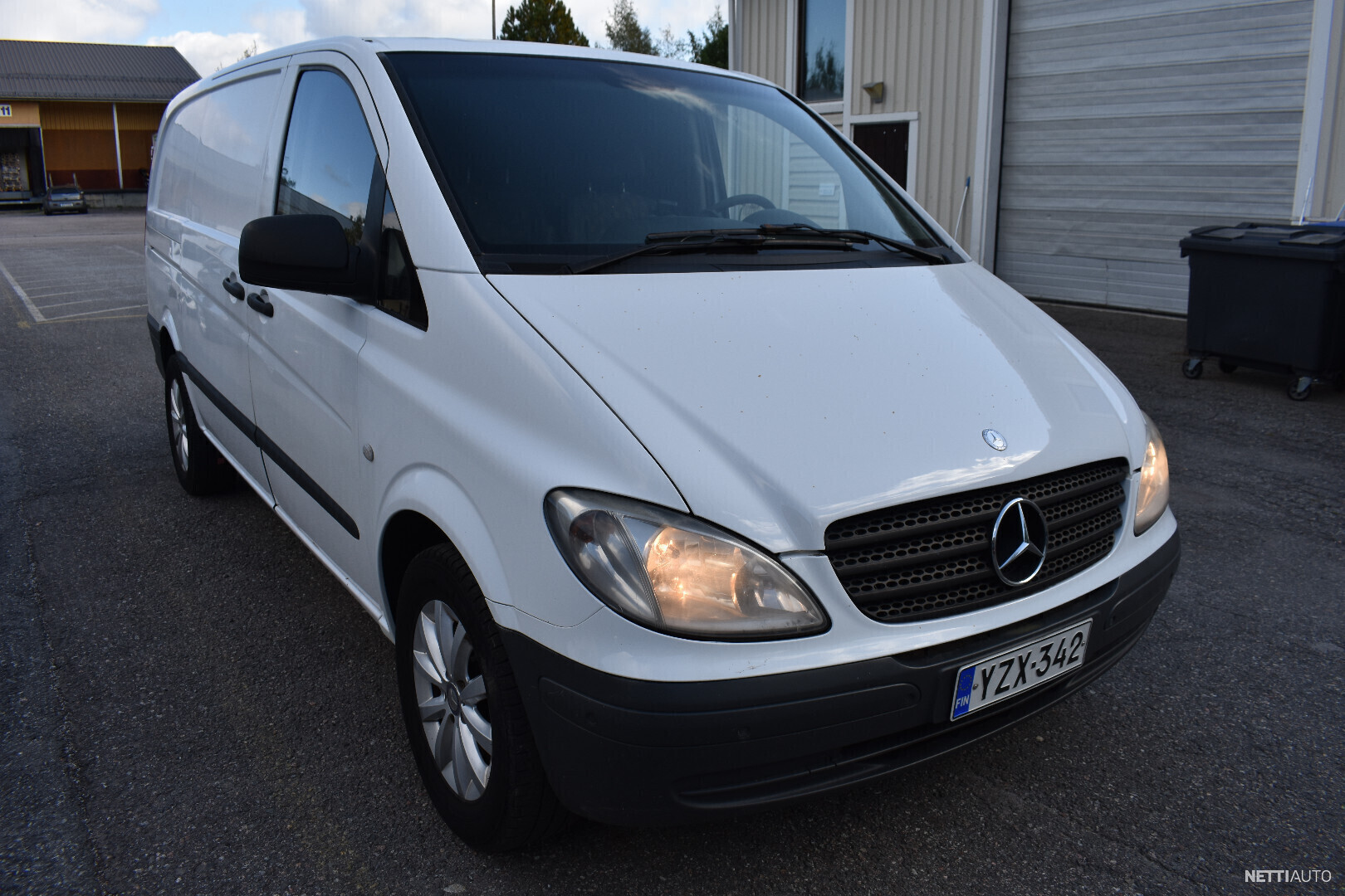 Mercedes Benz Vito Umpi 111 CDI 2 7 32K Keskip A2 Lyhyt Matala 2010