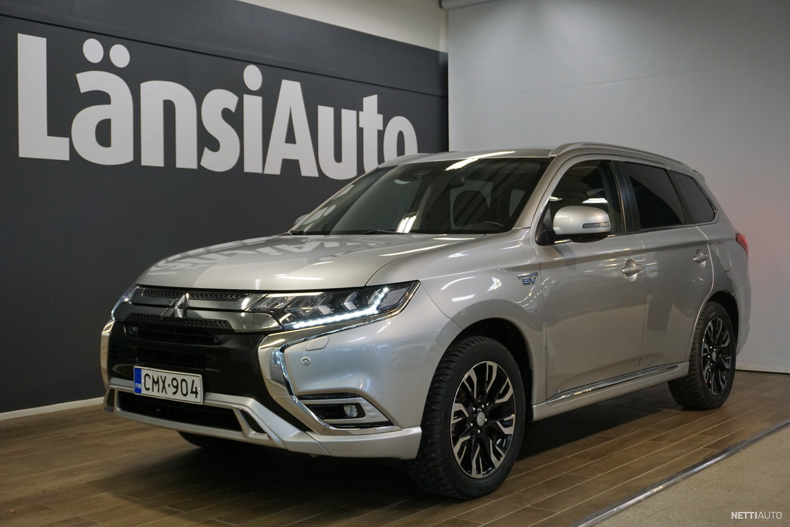 Mitsubishi Outlander PHEV Intense Business 4WD 5P 1 OM SUOMIAUTO