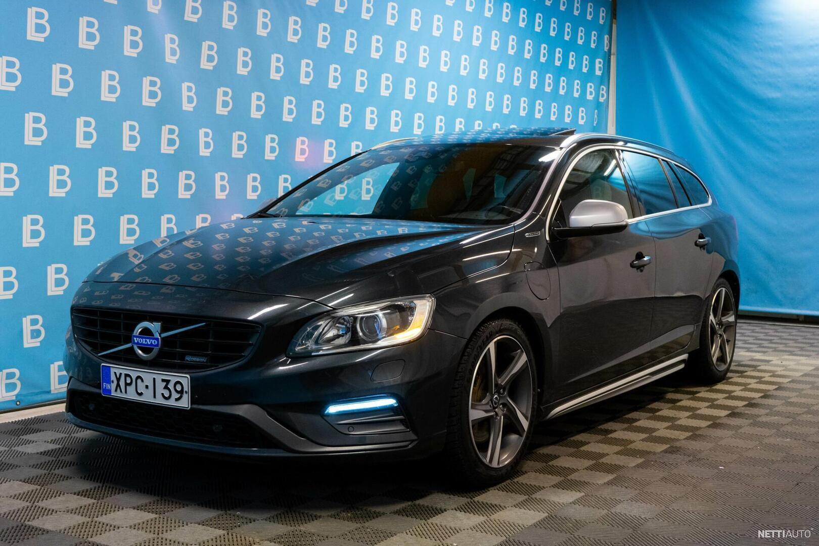 Volvo V60 D6 AWD R Design Plug In Hybrid Webasto P Kamera Harman