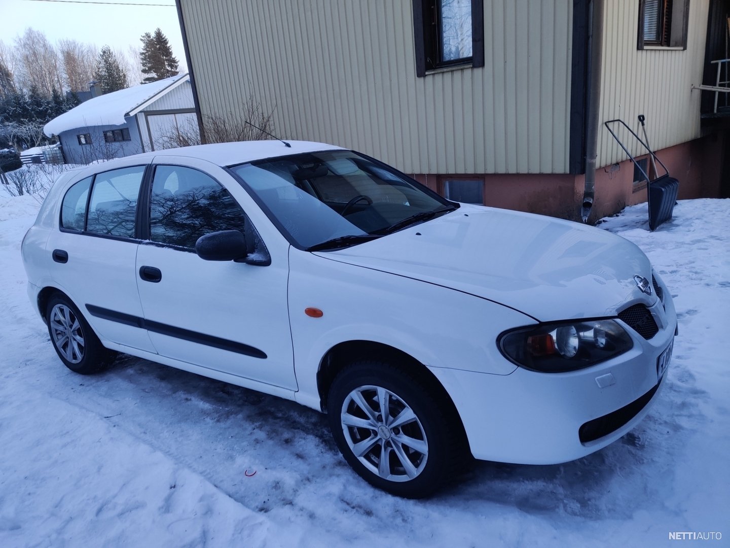 Nissan Almera Business Sportdeck D Viistoper Vaihtoauto