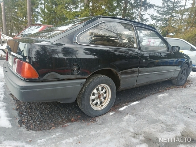 Ford Sierra Viistoper Vaihtoauto Nettiauto