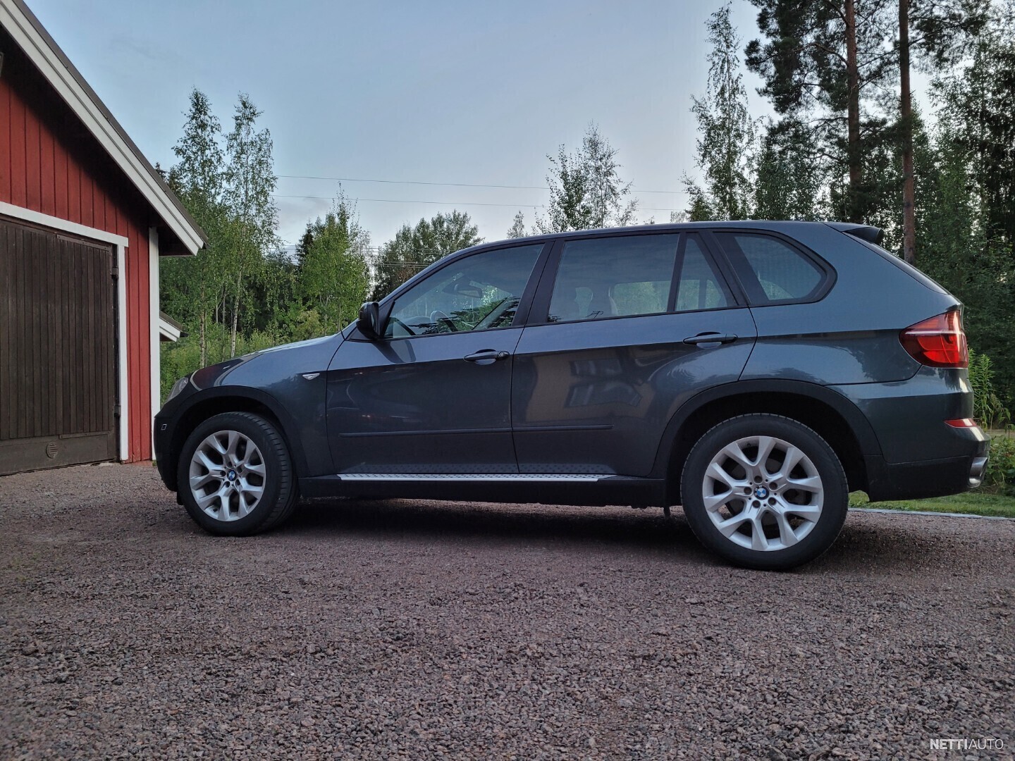 BMW X5 XDrive40d TwinPower Turbo A E70 SAV Maastoauto SUV 2010