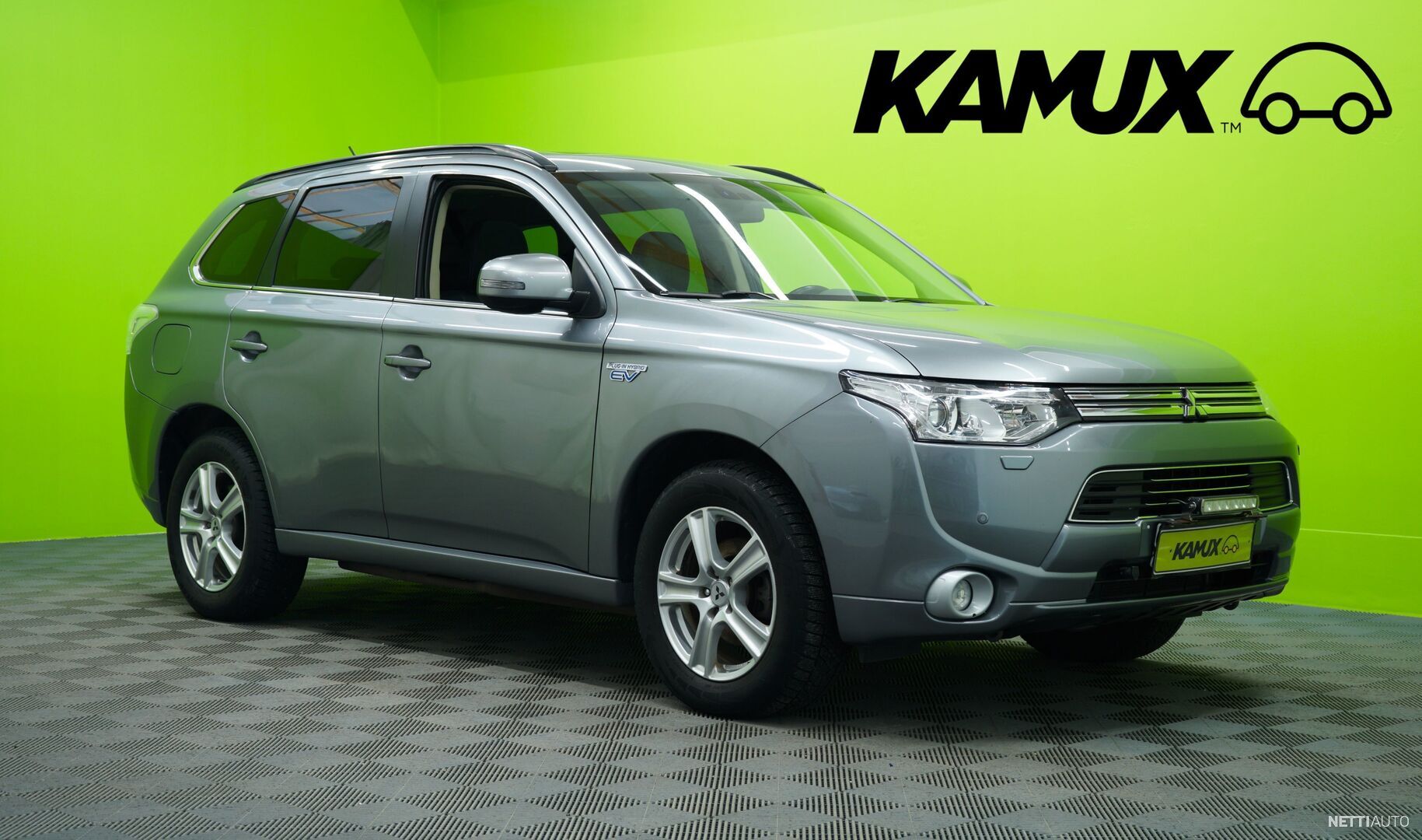 Mitsubishi Outlander Phev Instyle Navi Wd P Koukku Rockford