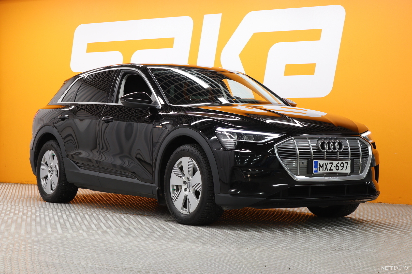 Audi E Tron 55 Quattro ALV Adapt Vakkari Koukku Ilma Alusta