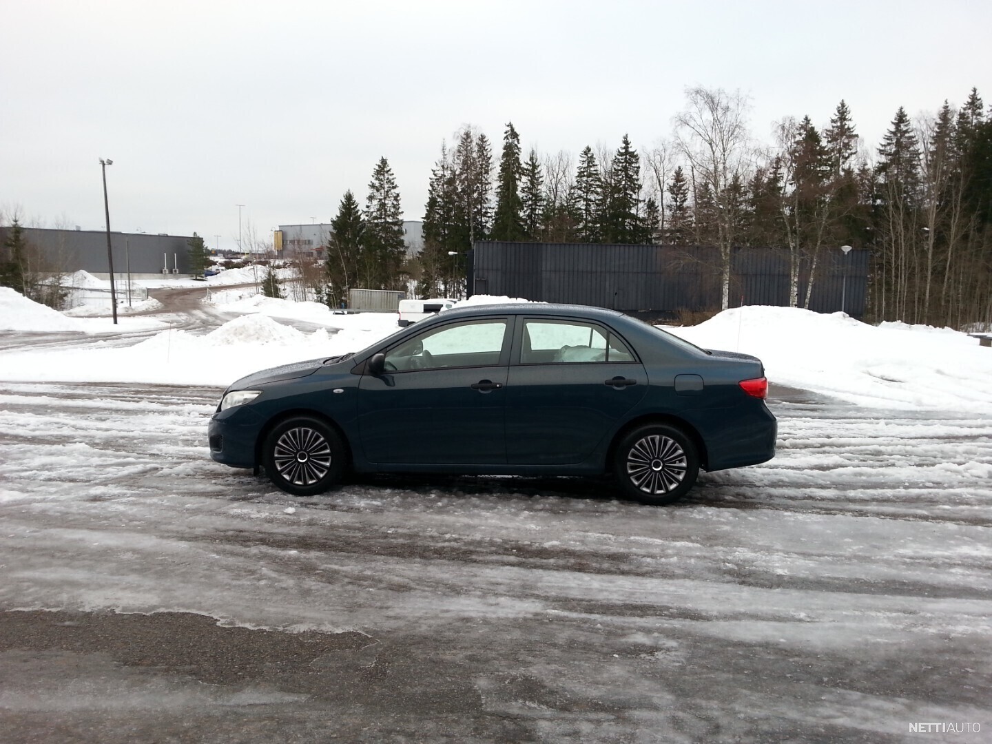 Toyota Corolla DUAL VVT i 4 OV LINEA TERRA KÄSIRAHA 310 KATSASTETTU