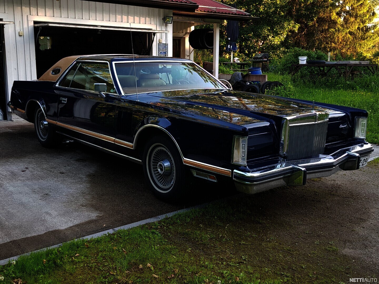 Lincoln Continental