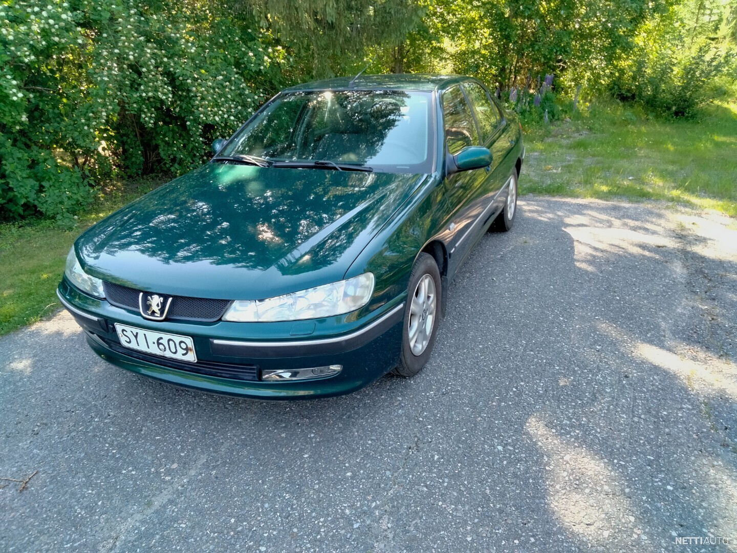 Peugeot 406