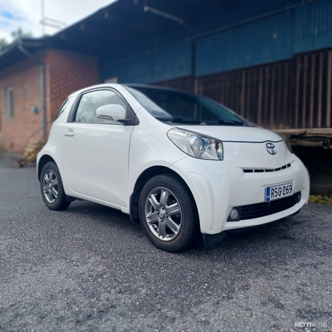 Toyota Iq