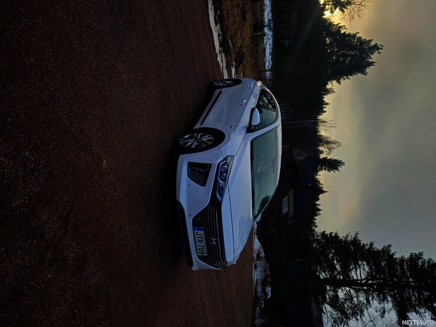 Hyundai Ioniq Plug-In