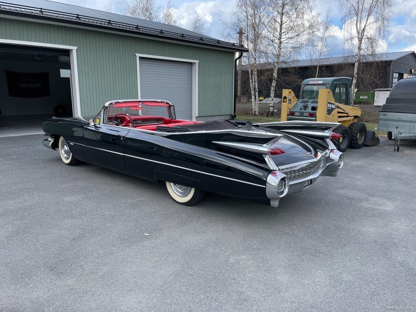 6 / 11