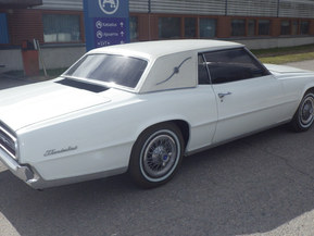 Ford Thunderbird