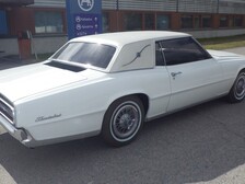 Ford Thunderbird