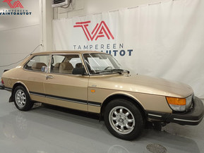 Saab 900