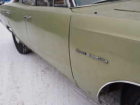 Plymouth Satellite