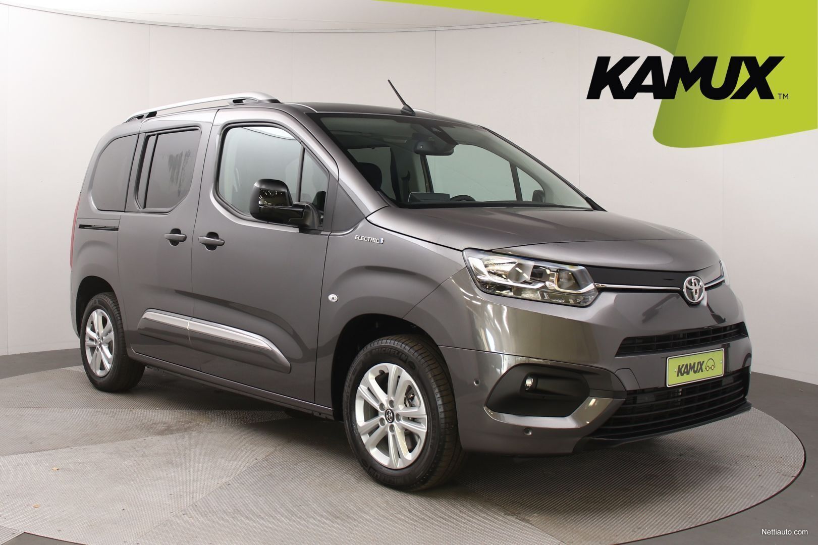 Toyota Proace City Verso 50 Kwh Elektro. L1 Executive Auto Toyota Proace City Verso L1 Executive 50 kWh / Vakkari / Navigointi