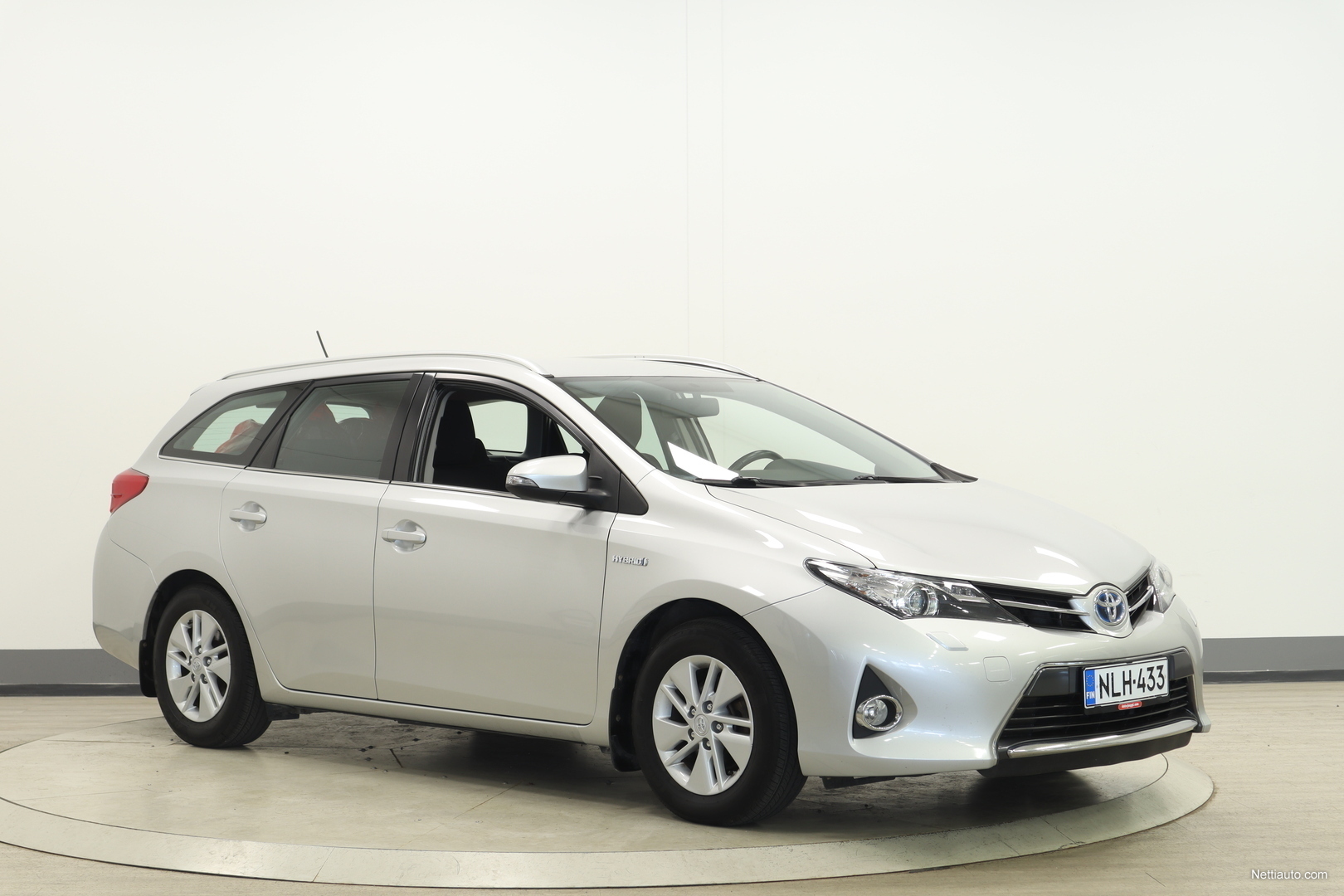 Toyota Auris Touring Sports 1,8 Hybrid Active Station Wagon 2014