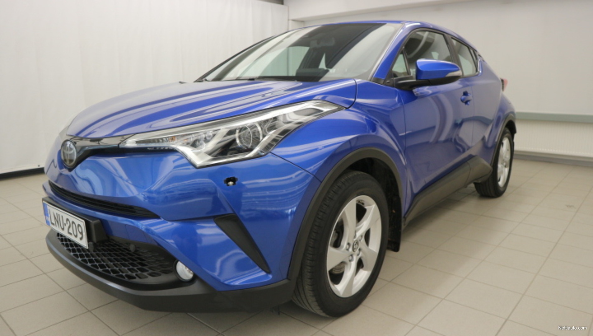 toyota-c-hr-1-2-t-awd-active-multidrive-s-approved-turva-12kk