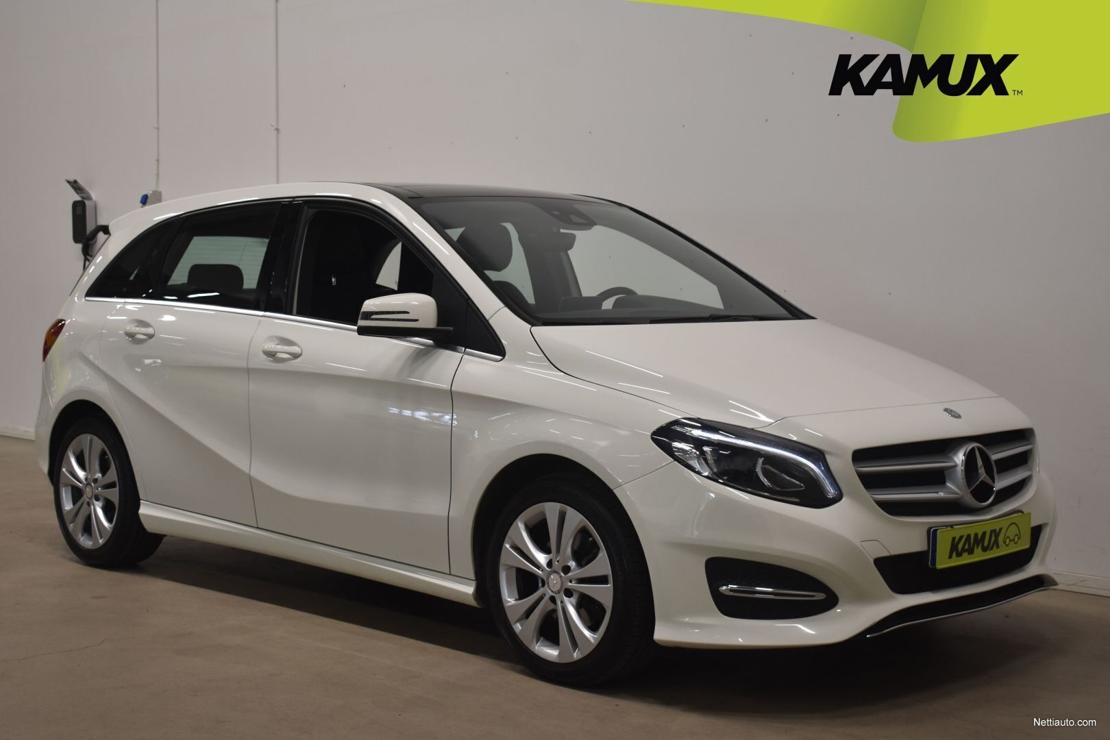 Mercedes-Benz B B 180 Panorama | Peruutuskamera | 122hv | Viistoperä ...