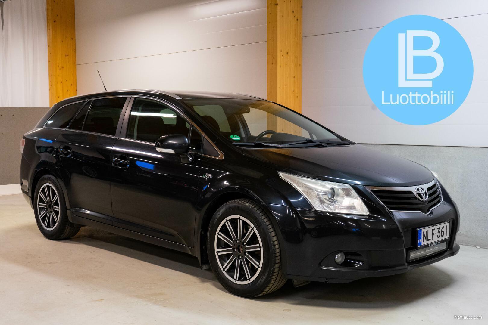 Toyota Avensis Combi 2.2 D Cat Executive www.nettiauto.com
