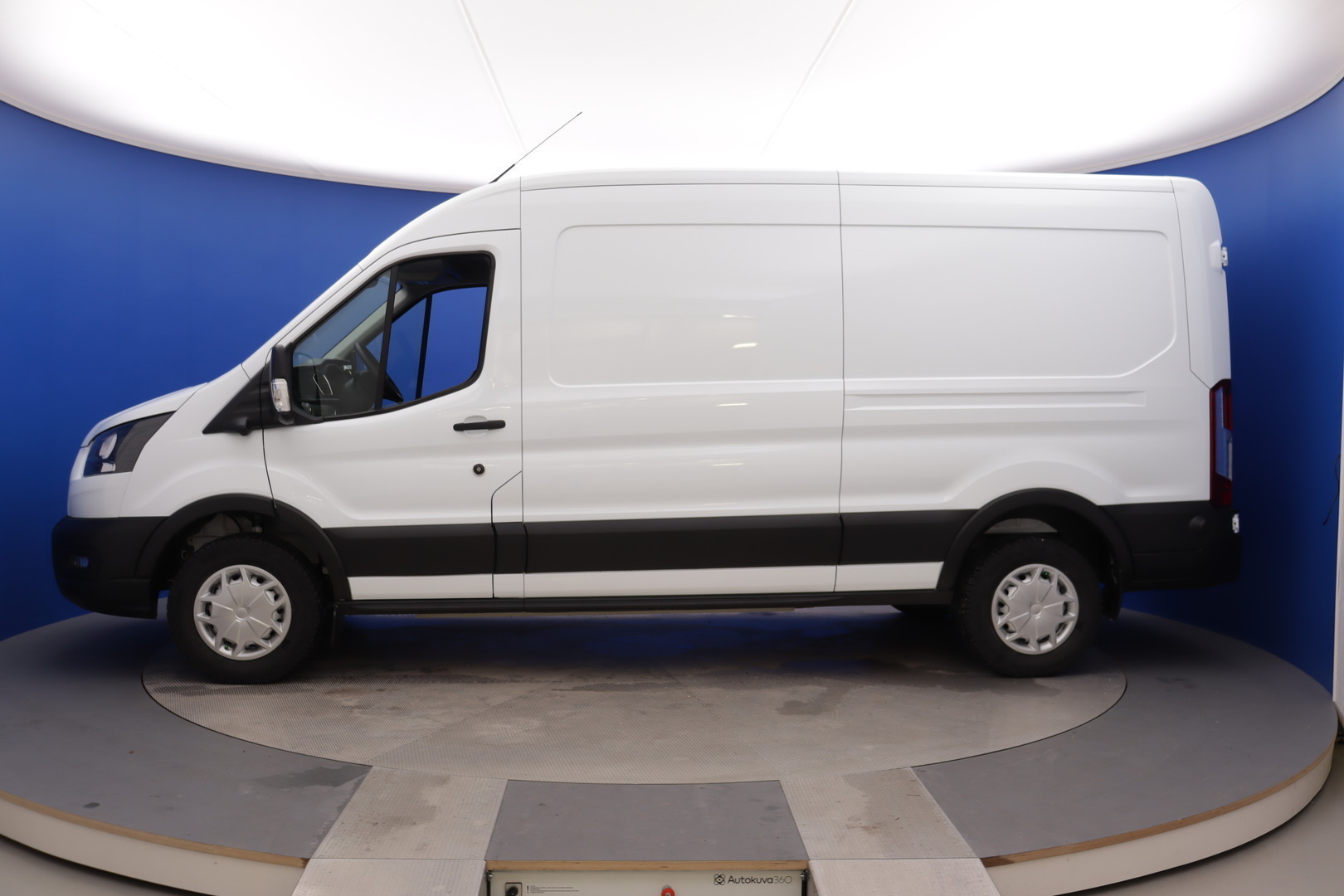Ford Transit 2022, photo 5/14