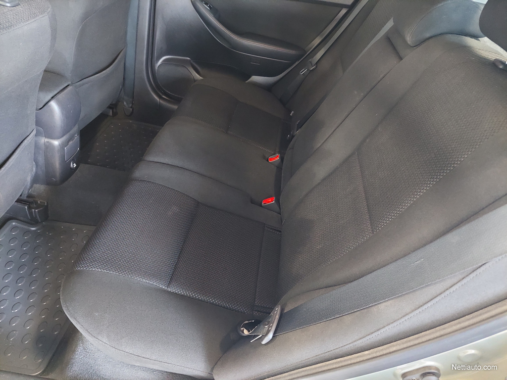 Toyota avensis 2005 discount isofix