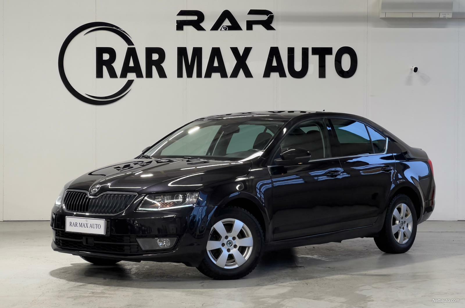 Skoda Octavia * WEBASTO * SUOMENKIELINEN AJOTIETOKONE * VETOKOUKKU ...