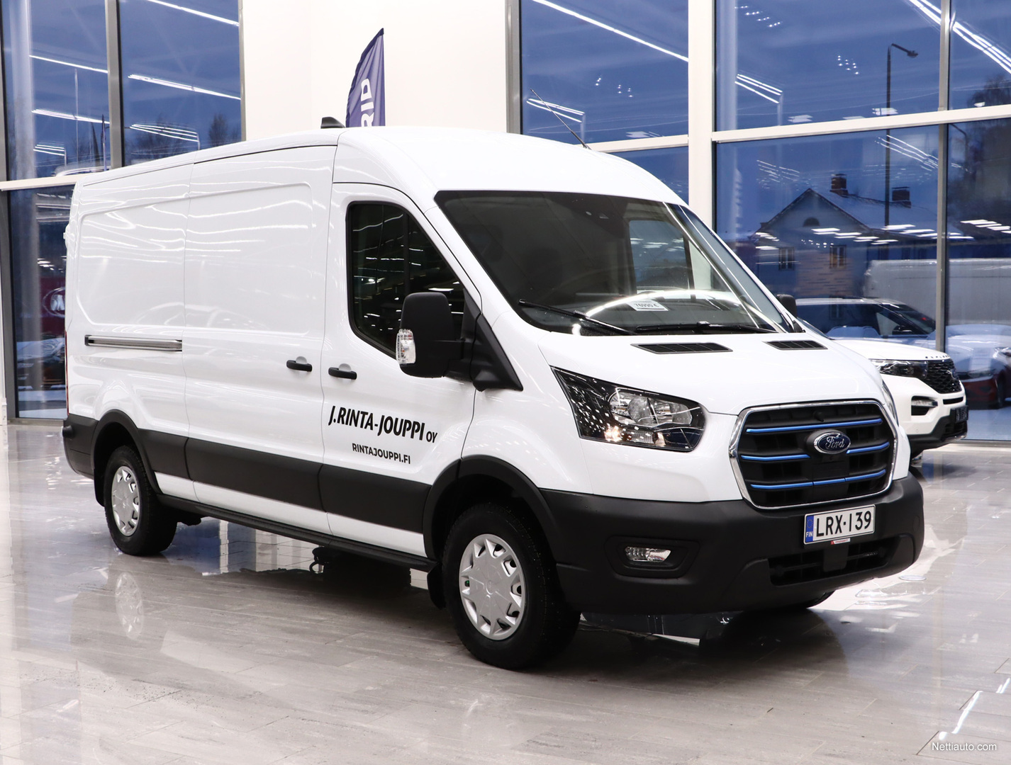 Ford Transit E Transit Van 350 Bev 135 Kw 184 Hv Rwd Takaveto Trend L3h2 2x Renk Takuu 8085