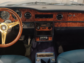 Rolls-Royce Silver Spirit