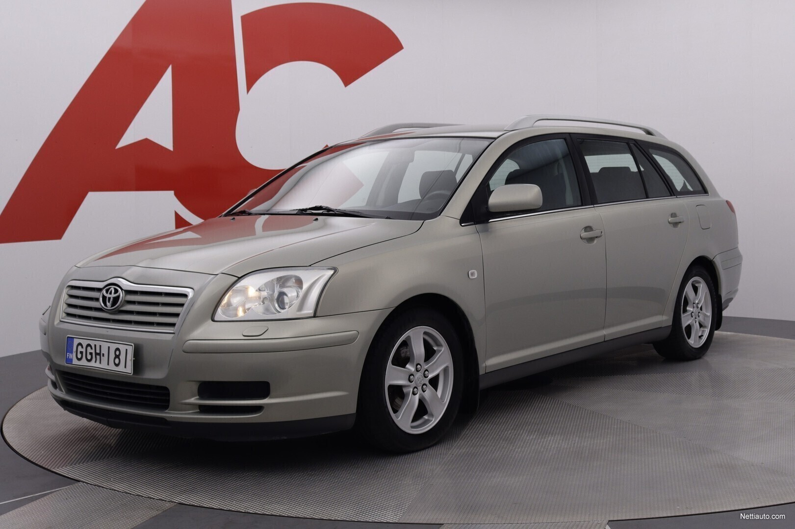 Toyota avensis 2004 sales isofix