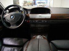 BMW 740