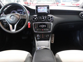 Mercedes-Benz A
