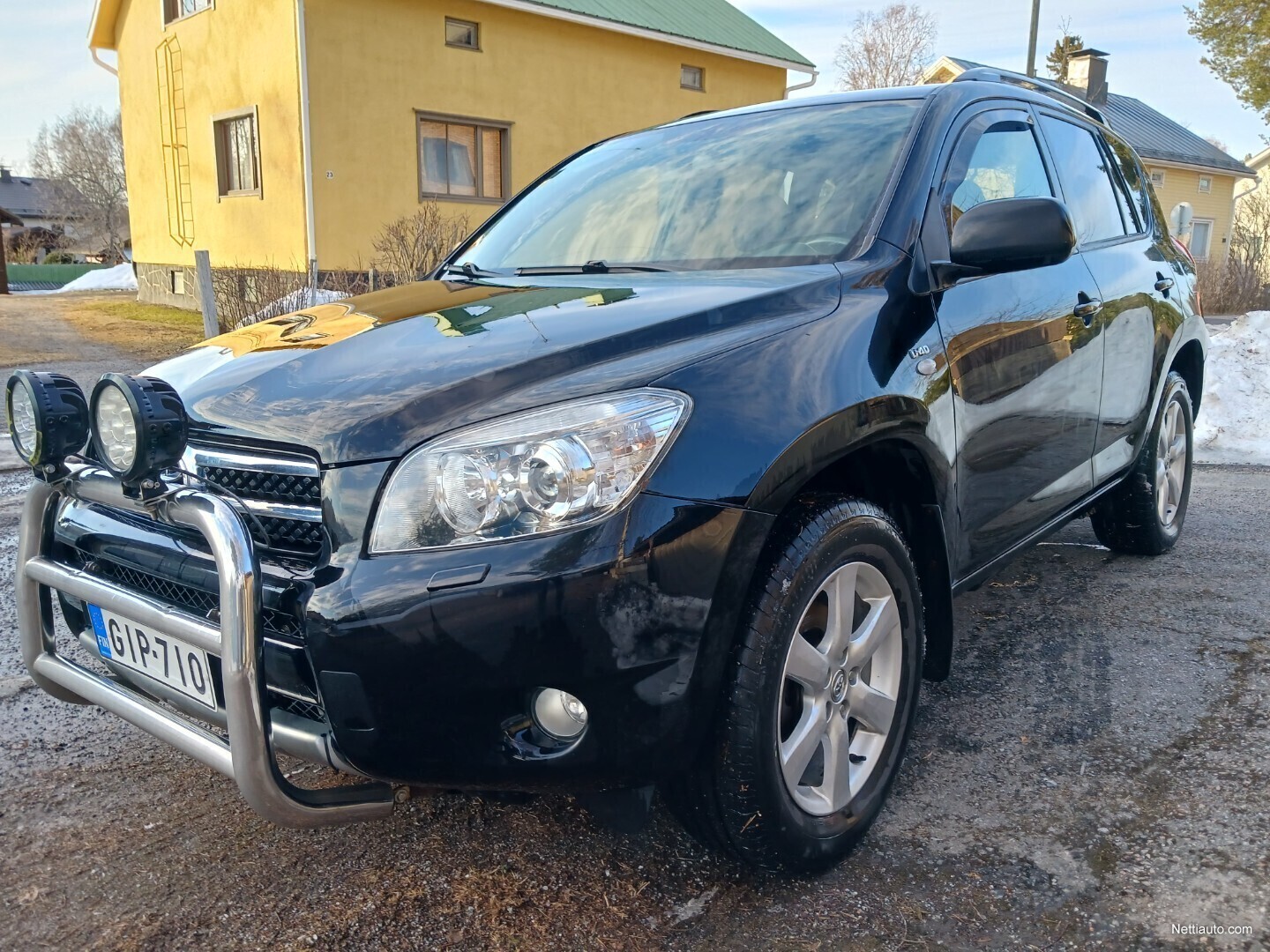 ToyotaRAV4Siistijahyväk.4x4EhkäVAIHDOSSAPaku,työ/lumikone,bensaautom.H-auto