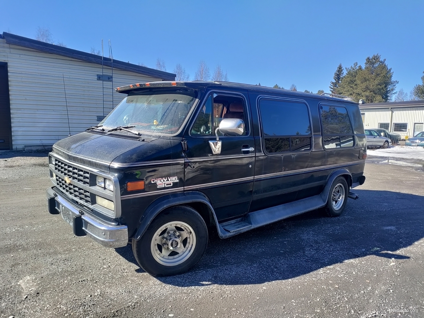 Chevy store highlander van