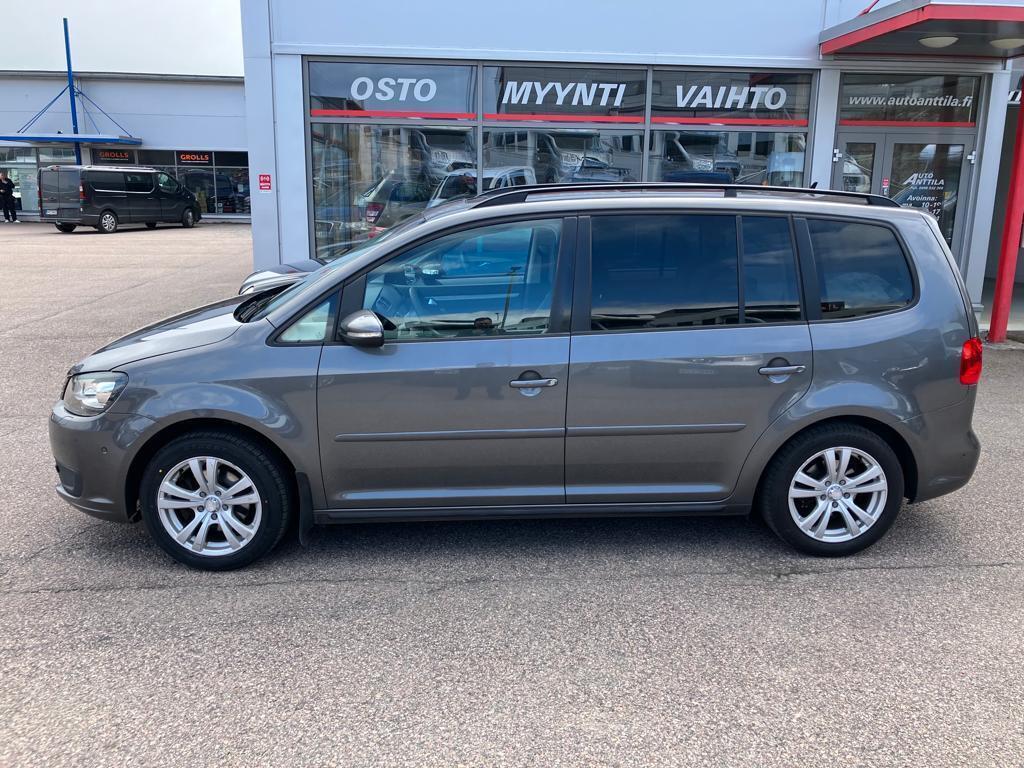 Volkswagen Touran 2012, kuva 2/17