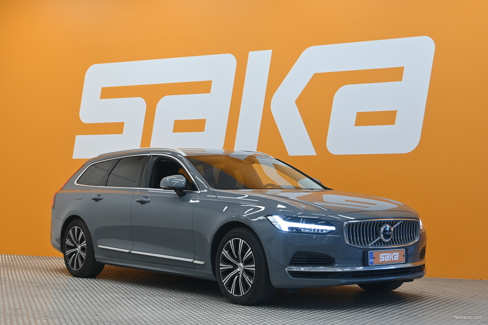 Volvo v90 recharge t6 deals inscription expression